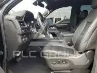 2022 Chevrolet Suburan фото