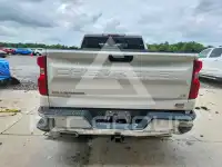 2022 Chevrolet Silverado фото