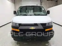 2022 Chevrolet Express фото