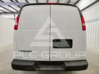 2022 Chevrolet Express фото