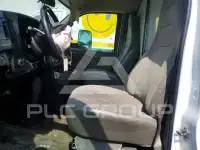 2022 Chevrolet Express photo