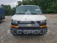 2022 Chevrolet Express фото