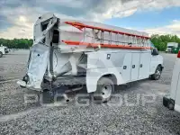 2022 Chevrolet Express фото
