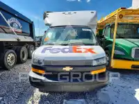 2022 Chevrolet Express фото