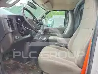 2022 Chevrolet Express фото