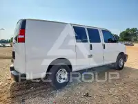 2022 Chevrolet Express photo