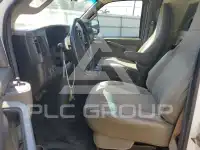 2022 Chevrolet Express фото