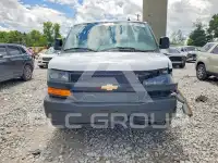 2022 Chevrolet Express фото