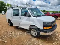 2022 Chevrolet Express фото