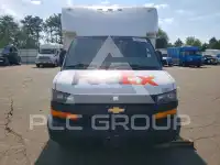 2022 Chevrolet Express фото