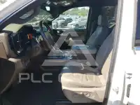 2022 Chevrolet Silverado фото