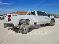 2022 Chevrolet Silverado photo