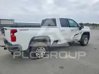 2022 Chevrolet Silverado фото