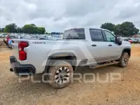 2022 Chevrolet Silverado фото