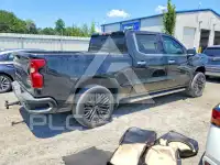 2022 Chevrolet Silverado фото