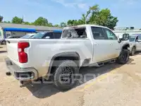 2022 Chevrolet Silverado фото