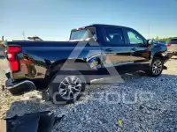 2022 Chevrolet SILVERADO фото