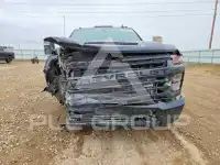 2022 Chevrolet Silverado фото