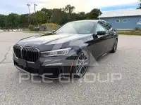 2022 BMW 740 photo