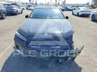2022 BMW 740 фото