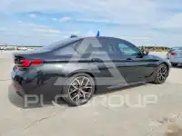 2022 BMW 530 фото