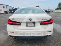 2022 BMW 530 фото