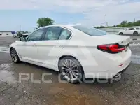 2022 BMW 530 фото