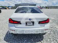 2022 BMW 530 фото