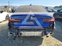 2022 BMW 330 фото