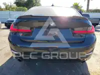 2022 BMW 330 photo