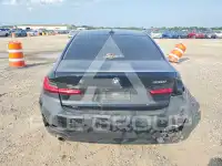 2022 BMW 330 фото