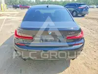 2022 BMW 330 photo