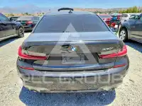 2022 BMW 330 фото