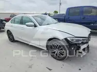 2022 BMW 330 photo