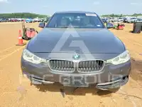 2022 BMW 330 photo