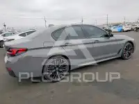 2022 BMW 530 photo