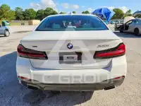 2022 BMW 540 фото