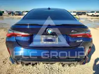 2022 BMW M4 photo