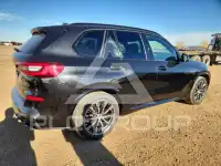 2022 BMW X5 фото