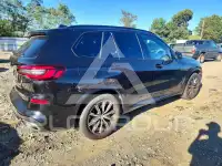 2022 BMW X5 photo