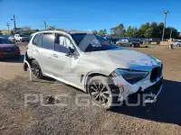 2022 BMW X5 фото