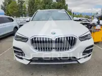 2022 BMW X5 фото