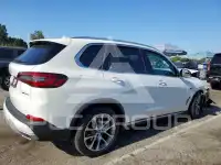 2022 BMW X5 photo