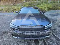 2022 BMW 330 photo