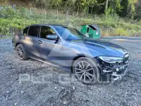 2022 BMW 330 photo