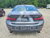 2022 BMW 330 фото