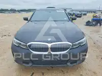 2022 BMW 330 photo