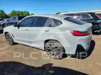 2022 BMW X4 фото