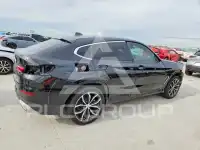 2022 BMW X4 фото