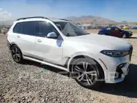 2022 BMW X7 фото